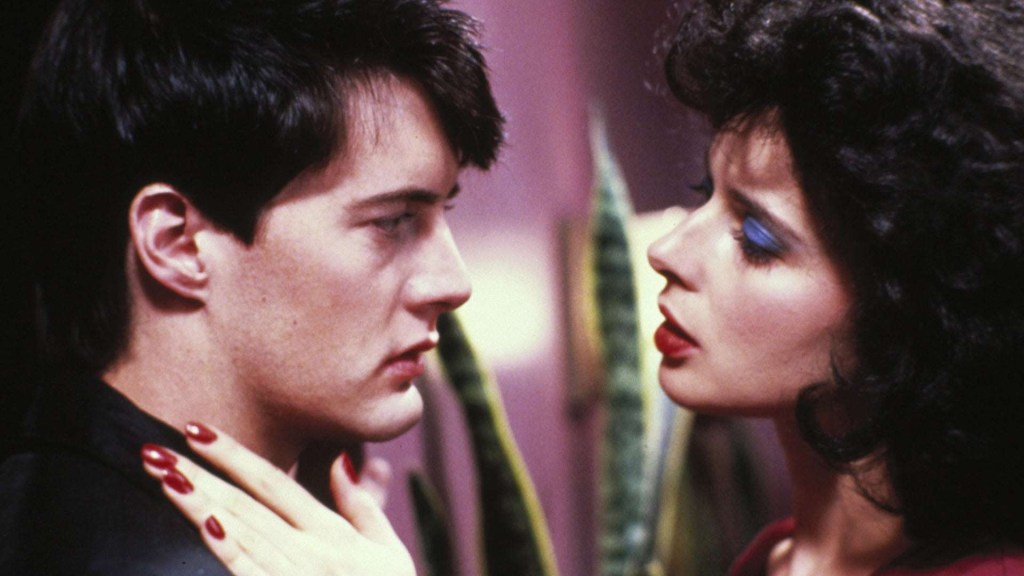 ‘Blue Velvet’ Review: The Hypnotic Aura of David Lynch’s Strange&nbsp;World