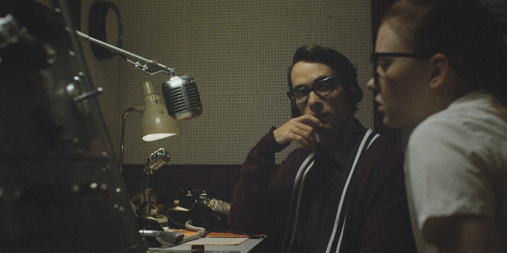 ‘The Vast of Night’ TIFF Review: Andrew Patterson’s Directorial Debut Transports You to a Greater&nbsp;Mystery