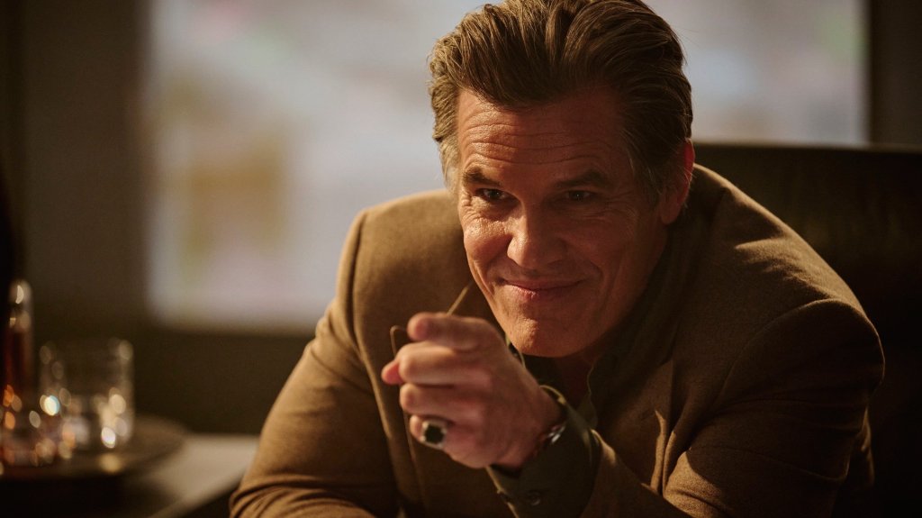 Josh Brolin nodding approvingly.