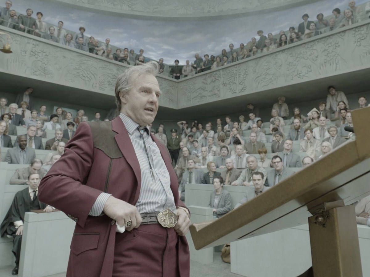 ‘Digger’ Review: Laughing While the World&nbsp;Burns